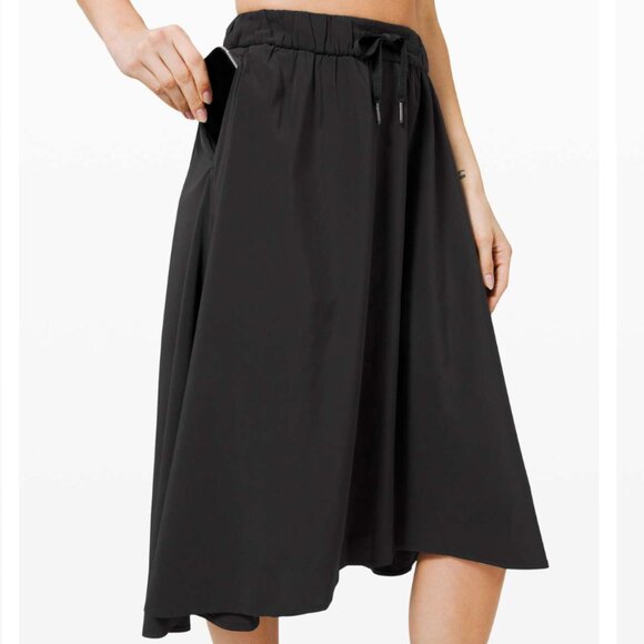 Lululemon Time to Flounce Relaxed Fit Skirt - Size 4 - Picture 1 of 4